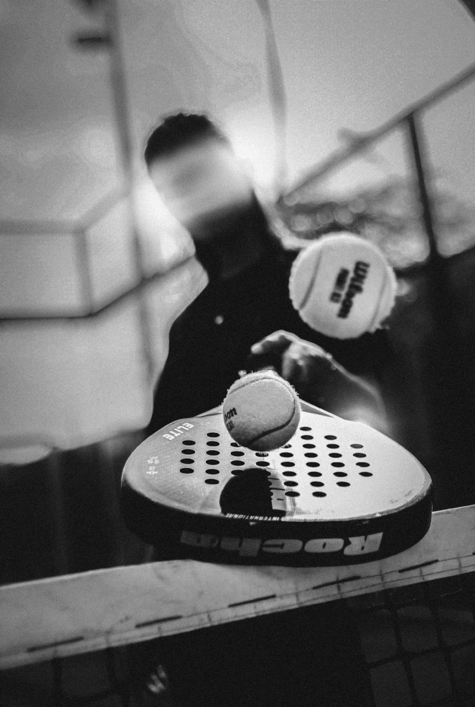 Racchetta da padel e palline
