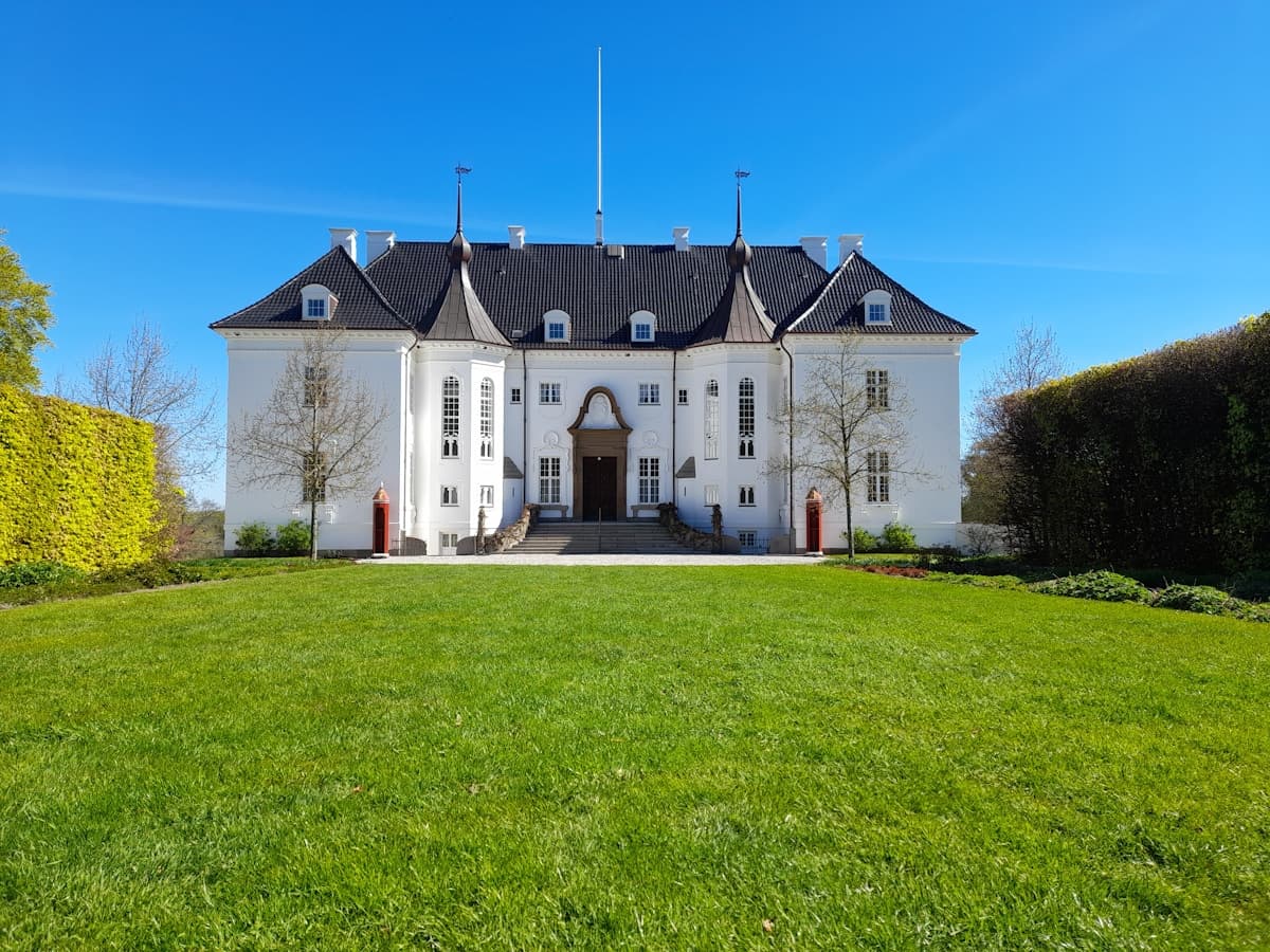 Amberleigh Estate manor house
